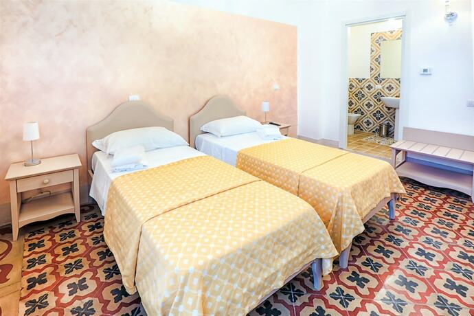 Imagen de la habitación del Hotel Tenuta Villa Colle Sereno. Foto 15