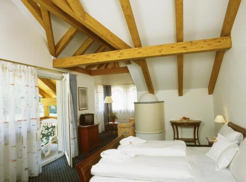 Imagen de la habitación del Hotel Tenz. Foto 8