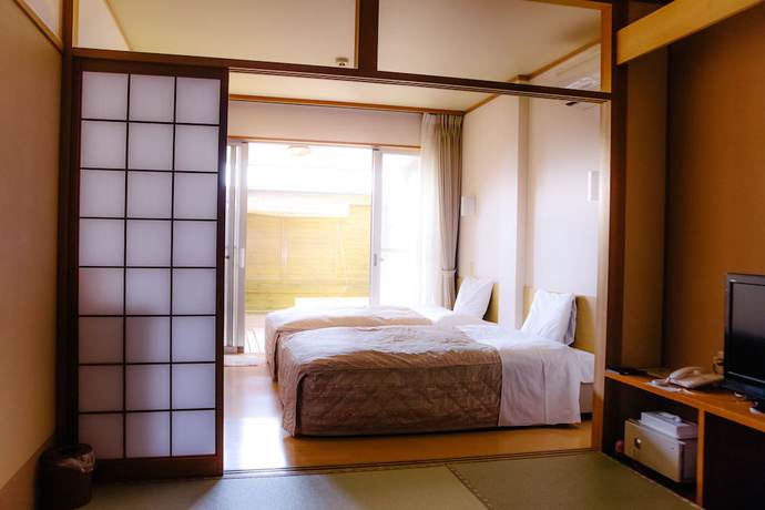 Imagen de la habitación del Hotel Tenzankaku Yurakuan. Foto 4