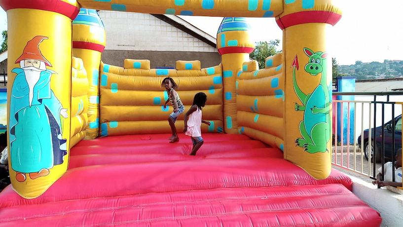 Imagen de los exteriores del Hotel Teo. Foto 15