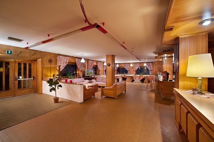 Imagen de los interiores del Hotel Teola. Foto 13