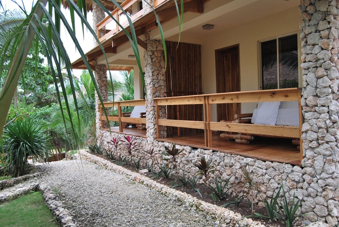 Imagen de la habitación del Hotel Tepanee Beach Resort. Foto 2