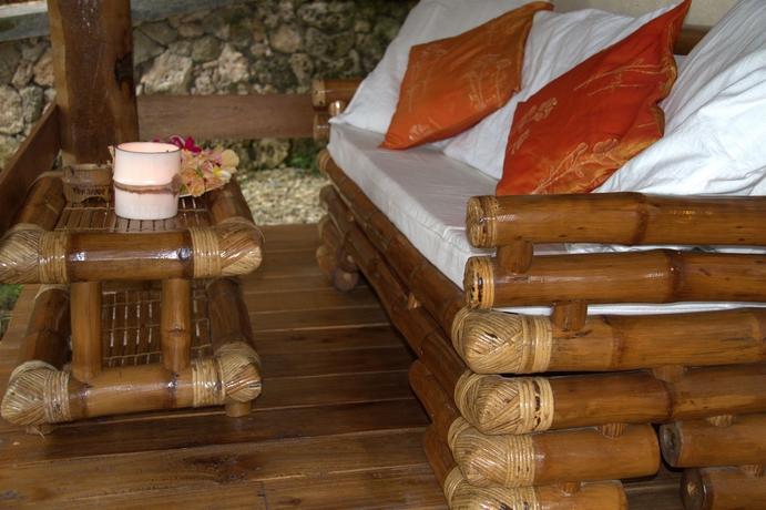 Imagen de la habitación del Hotel Tepanee Beach Resort. Foto 4