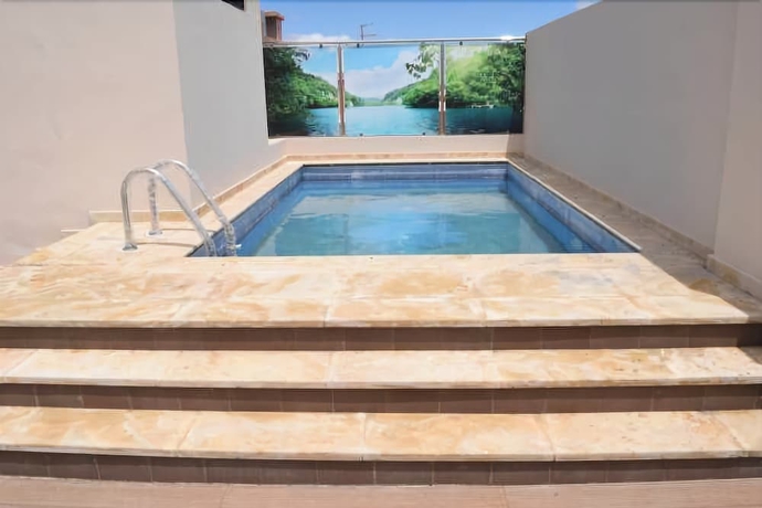 Imagen de la piscina del Hotel Teranga & Spa. Foto 19