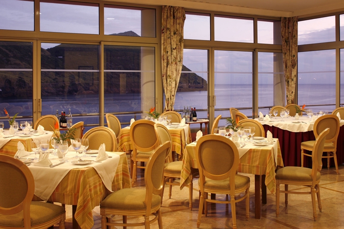 Imagen del bar/restaurante del Hotel Terceira Mar. Foto 5