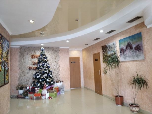Imagen de los interiores del Hotel Terem. Foto 19
