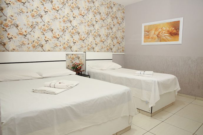 Imagen de la habitación del Hotel Teresina. Foto 16