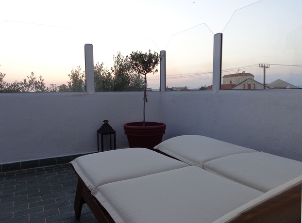 Imagen de la habitación del Hotel Terinikos. Foto 6