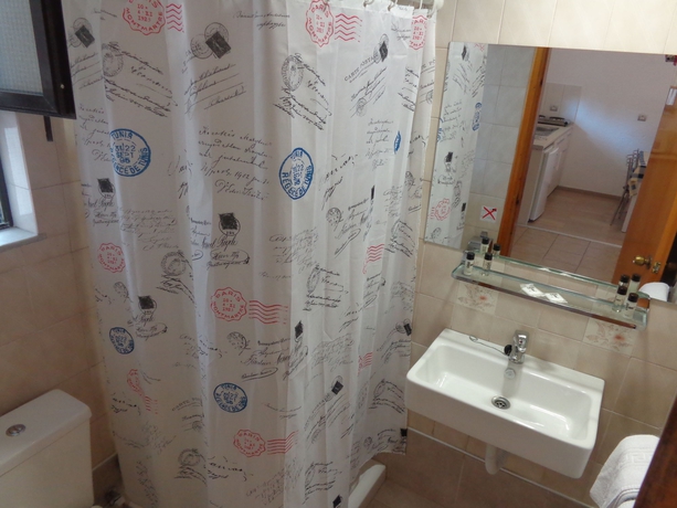 Imagen de la habitación del Hotel Terinikos. Foto 8