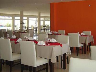 Imagen del bar/restaurante del Hotel Termal Los Cardones. Foto 3