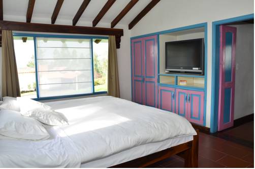 Imagen de la habitación del Hotel Termales El Oto&ntilde;o. Foto 5