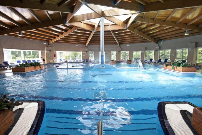 Imagen de la piscina del Hotel Termas De Cuntis Castro Do Balneario. Foto 20