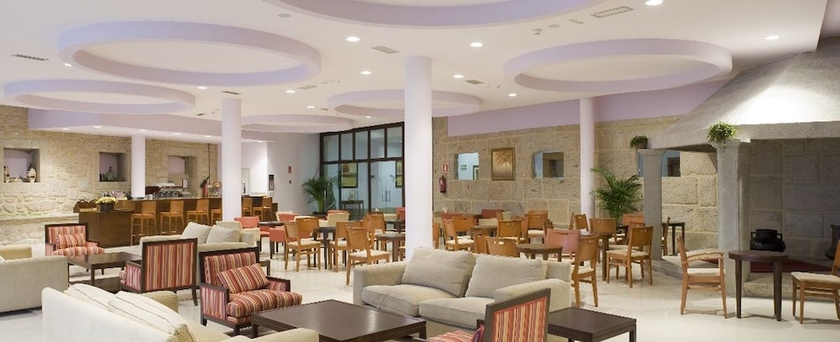 Imagen de los interiores del Hotel Termas De Cuntis La Virgen. Foto 6