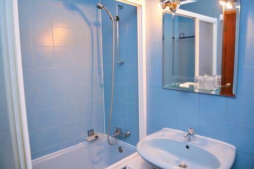 Imagen de la habitación del Hotel Termas. Foto 13