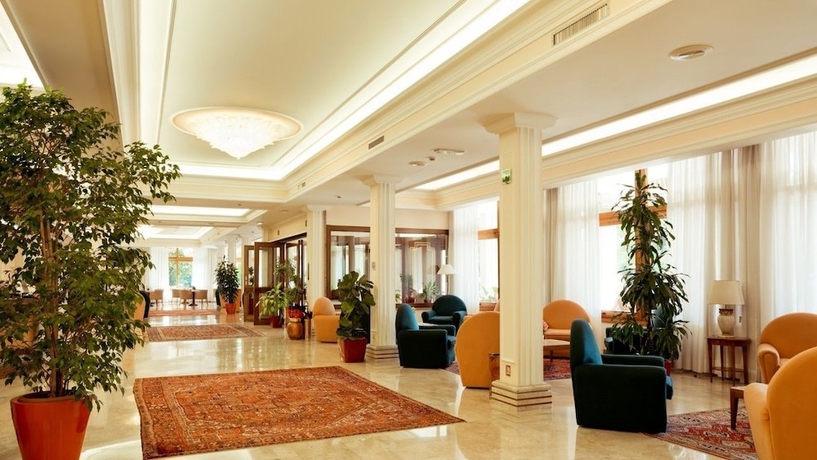 Imagen del bar/restaurante del Hotel Terme Antoniano. Foto 3