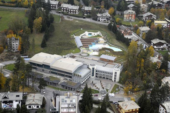 Imagen de los exteriores del Hotel Terme, Bormio. Foto 9