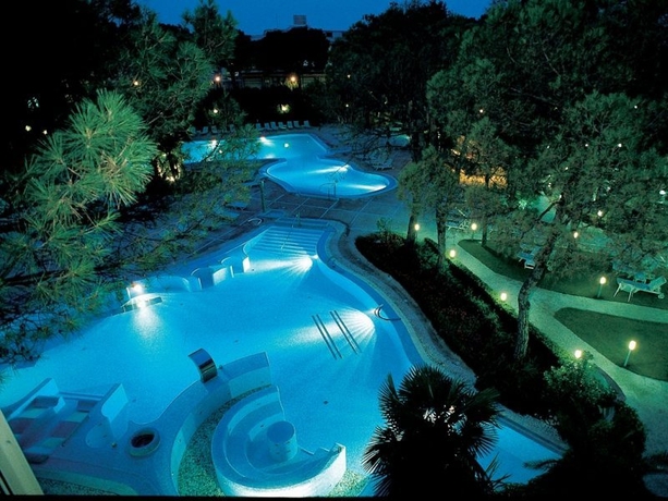 Imagen general del Hotel Terme Bristol Buja. Foto 5