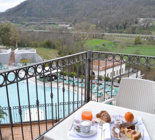 Imagen de la habitación del Hotel Terme Capasso. Foto 6