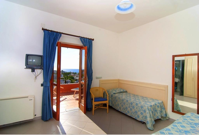 Imagen general del Hotel Terme Castaldi. Foto 11