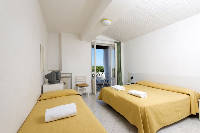 Imagen de la habitación del Hotel Terme Colella. Foto 3