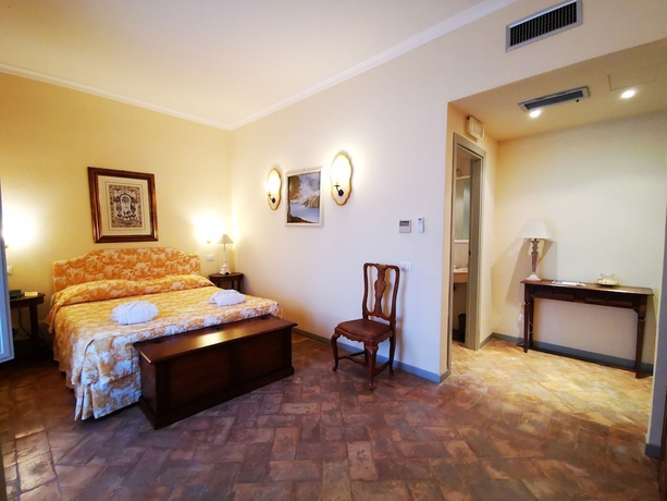 Imagen de la habitación del Hotel Terme Di Stigliano. Foto 5