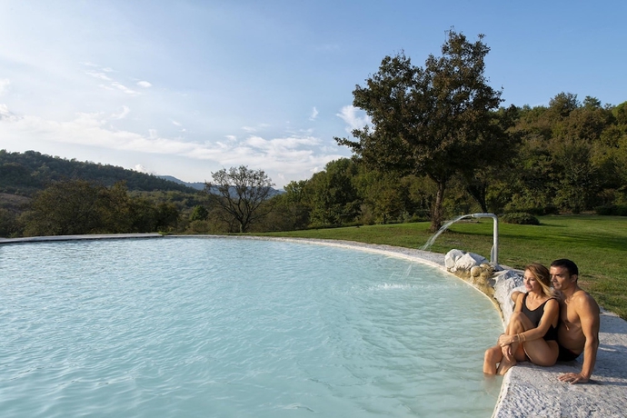 Imagen de la piscina del Hotel Terme Di Stigliano. Foto 16