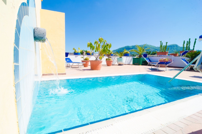 Imagen de la piscina del Hotel Terme Felix. Foto 13
