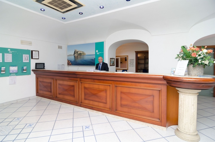 Imagen de los interiores del Hotel Terme Felix. Foto 12