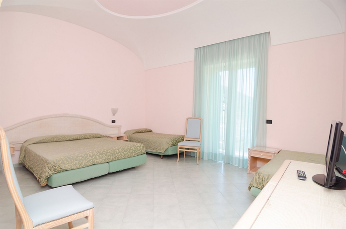 Imagen de la habitación del Hotel Terme Felix. Foto 11