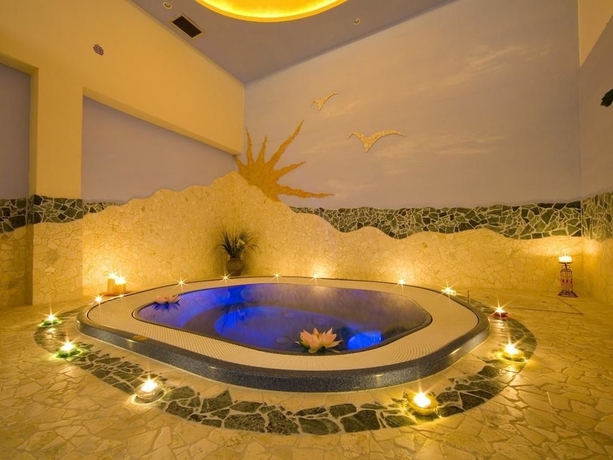 Imagen de la piscina del Hotel Terme Fiola. Foto 13