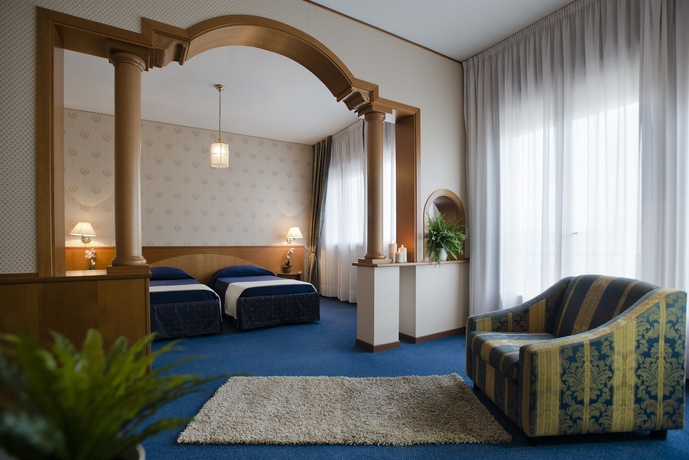 Imagen de la habitación del Hotel Terme Grand Torino. Foto 3