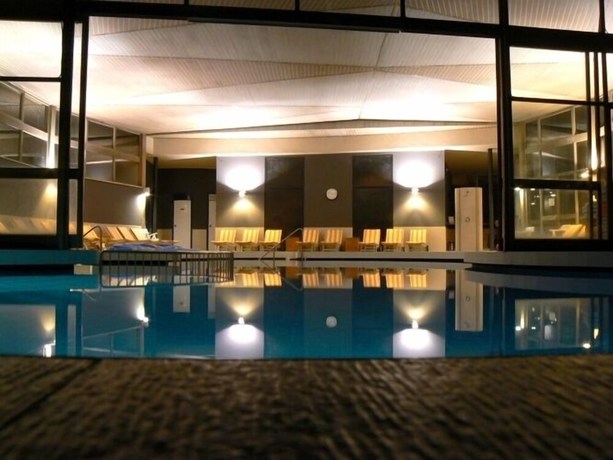 Imagen de la piscina del Hotel Terme Igea Suisse. Foto 13