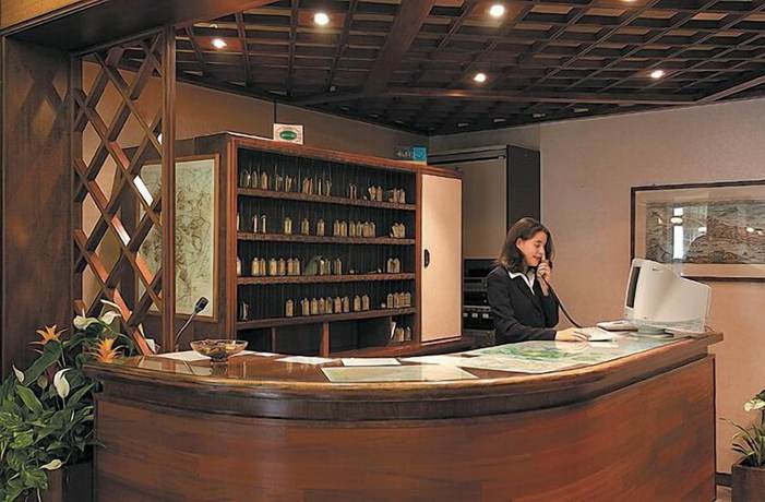 Imagen de los interiores del Hotel Terme Igea Suisse. Foto 9