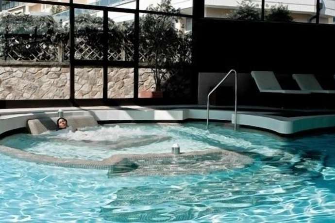 Imagen de la piscina del Hotel Terme Igea Suisse. Foto 18