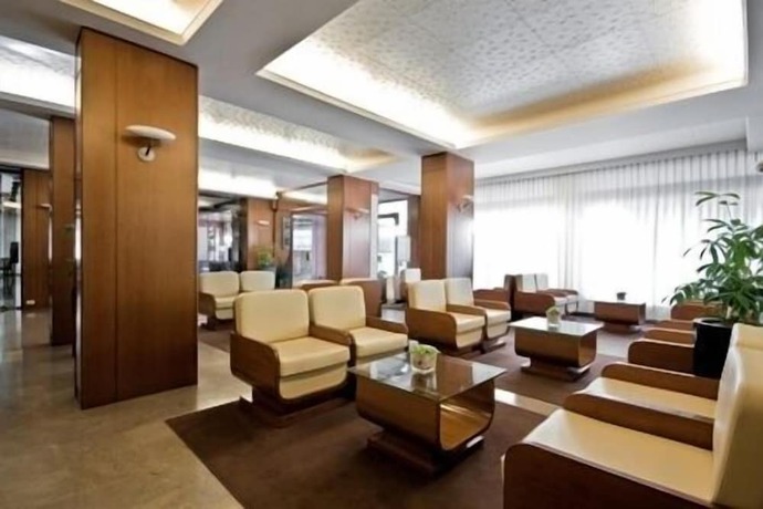 Imagen de los interiores del Hotel Terme Igea Suisse. Foto 10
