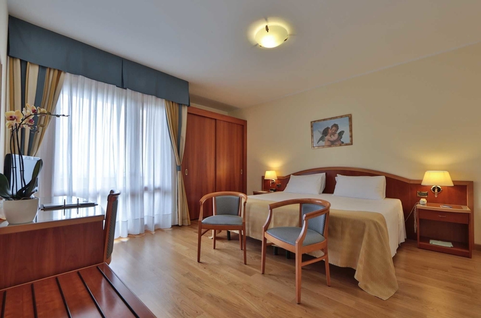Imagen de la habitación del Hotel Terme Imperial. Foto 2