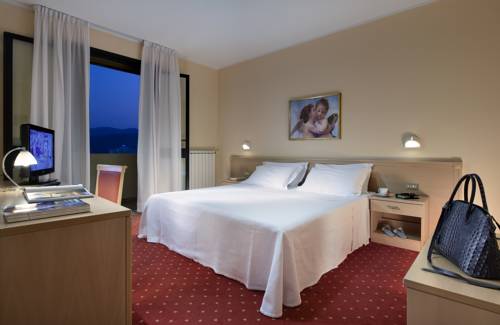 Imagen de la habitación del Hotel Terme Marco Polo. Foto 1