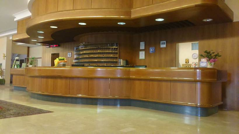 Imagen de los interiores del Hotel Terme Marconi. Foto 13