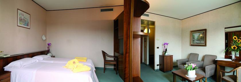 Imagen de la habitación del Hotel Terme Marconi. Foto 8