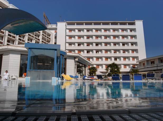 Imagen de la piscina del Hotel Terme Marconi. Foto 20