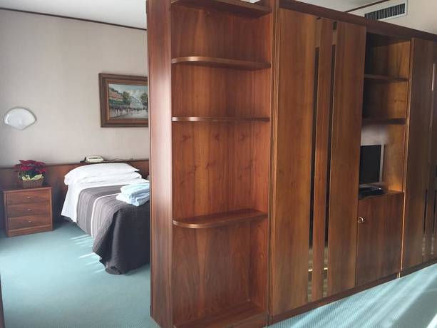 Imagen de la habitación del Hotel Terme Marconi. Foto 11