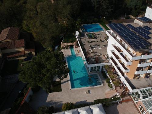 Imagen general del Hotel Terme Millepini, Turri. Foto 1