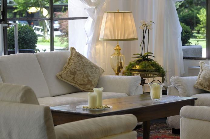 Imagen de los interiores del Hotel Terme Neroniane. Foto 20