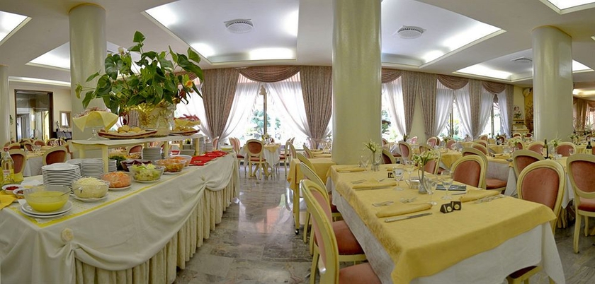 Imagen de los interiores del Hotel Terme Patria. Foto 5