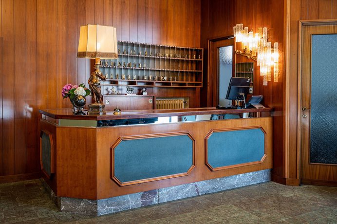 Imagen de los interiores del Hotel Terme Posta. Foto 16