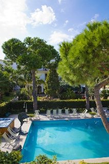 Imagen de la piscina del Hotel Terme Punta del Sole. Foto 9