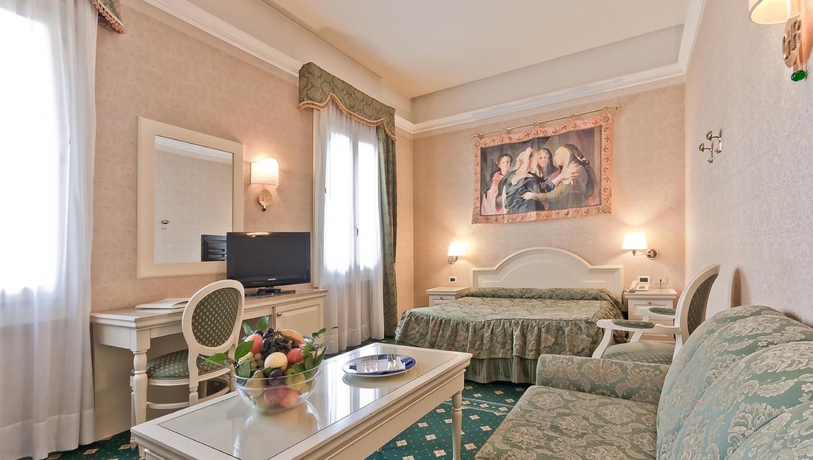 Imagen de la habitación del Hotel Terme Roma. Foto 8