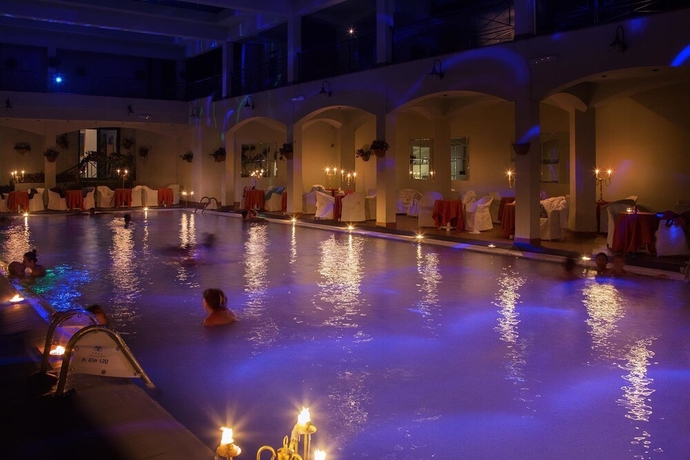 Imagen de la piscina del Hotel Terme Rosapepe. Foto 9