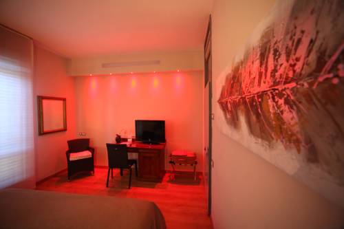 Imagen de la habitación del Hotel Terme Salvarola. Foto 5