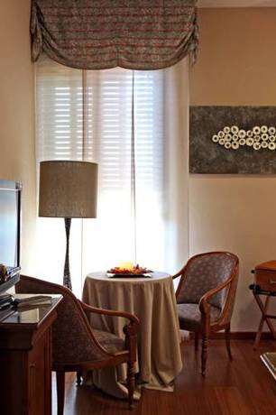 Imagen de la habitación del Hotel Terme Salvarola. Foto 8